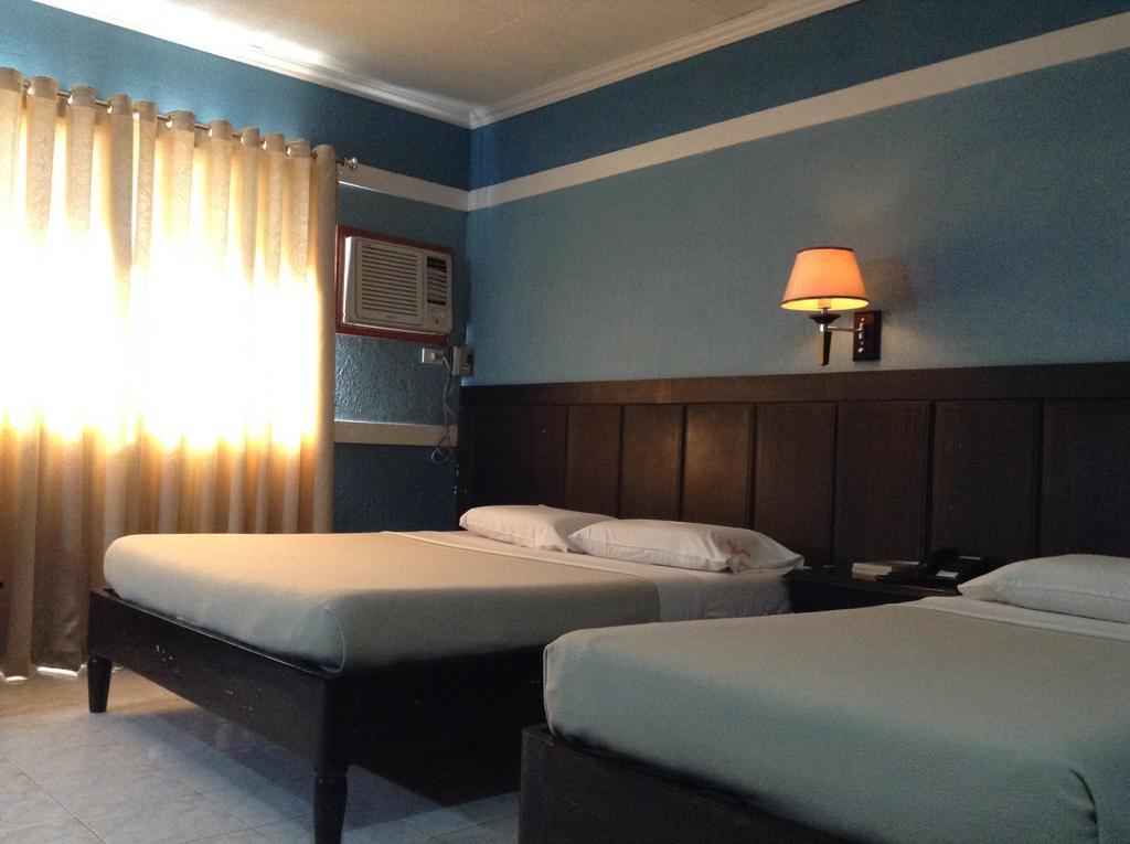 Miami Inn Cagayan de Oro Exteriör bild