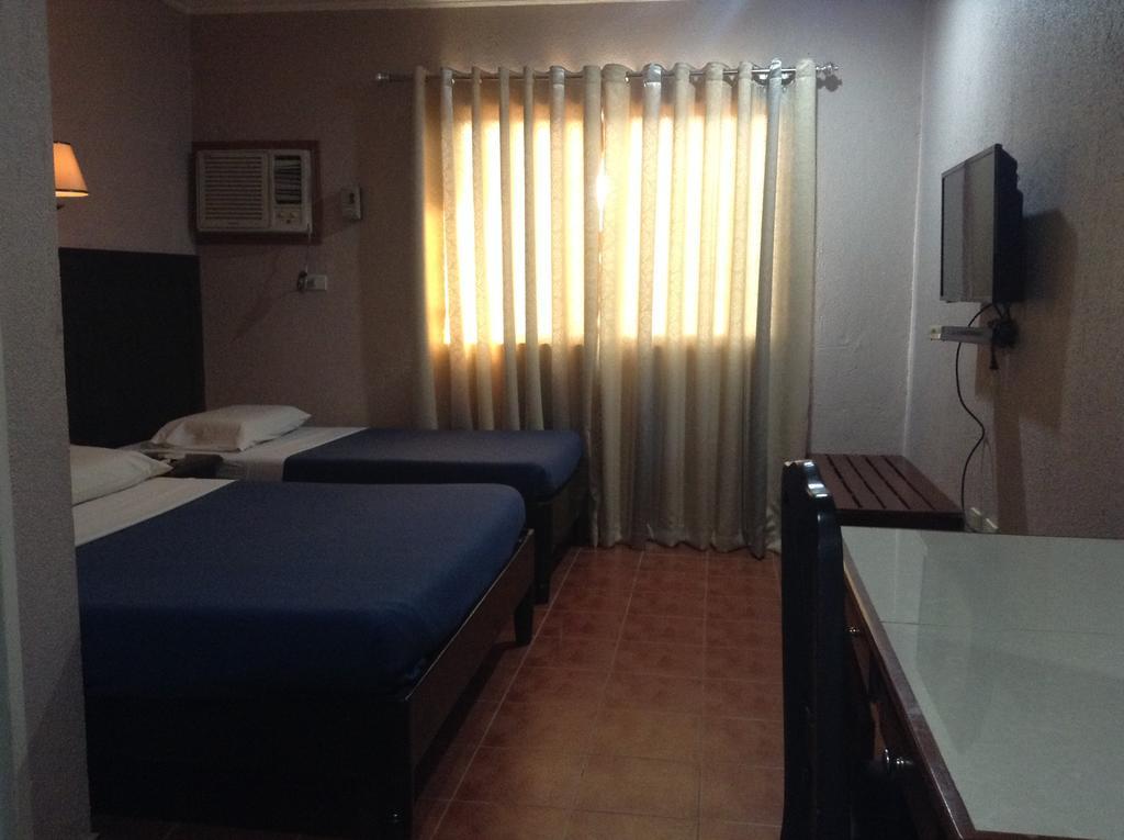Miami Inn Cagayan de Oro Exteriör bild